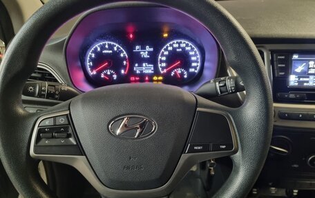 Hyundai Solaris II рестайлинг, 2019 год, 1 070 000 рублей, 7 фотография