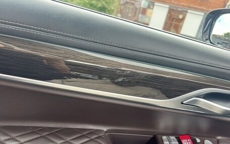 BMW 7 серия, 2019 год, 6 000 000 рублей, 1 фотография