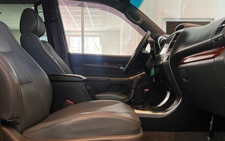 Toyota Land Cruiser Prado 120 рестайлинг, 2004 год, 1 750 000 рублей, 11 фотография