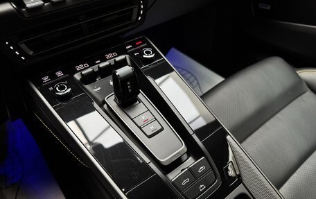 Porsche 911, 2021 год, 13 490 000 рублей, 28 фотография