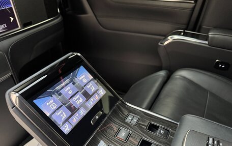 Lexus LM I, 2023 год, 9 990 000 рублей, 26 фотография