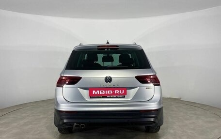 Volkswagen Tiguan II, 2018 год, 2 248 113 рублей, 6 фотография