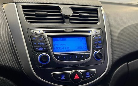 Hyundai Solaris II рестайлинг, 2013 год, 885 000 рублей, 12 фотография