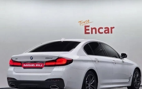 BMW 5 серия, 2023 год, 5 348 000 рублей, 2 фотография