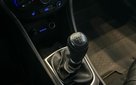 Hyundai Solaris II рестайлинг, 2014 год, 899 900 рублей, 15 фотография