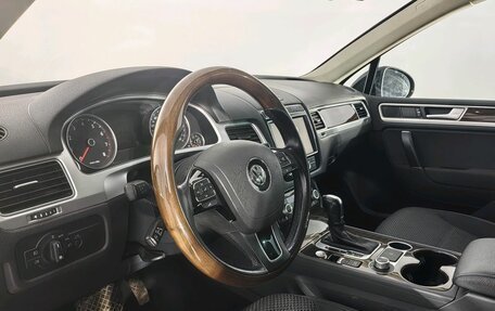 Volkswagen Touareg III, 2015 год, 2 362 653 рублей, 13 фотография