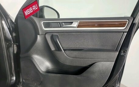 Volkswagen Touareg III, 2015 год, 2 362 653 рублей, 17 фотография