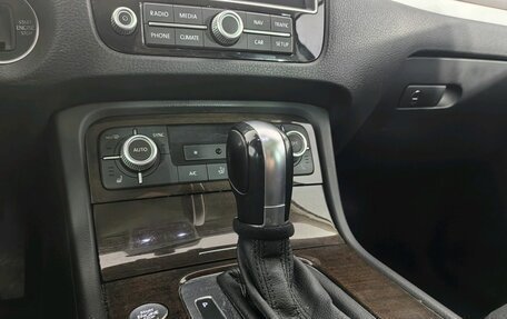 Volkswagen Touareg III, 2015 год, 2 362 653 рублей, 28 фотография