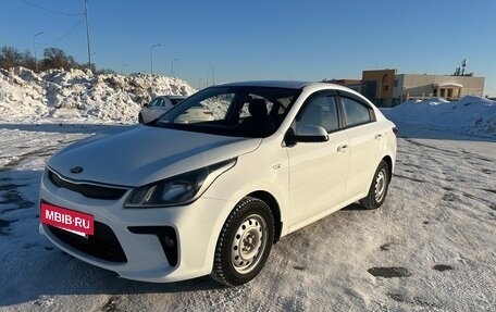 KIA Rio IV, 2019 год, 1 070 000 рублей, 2 фотография
