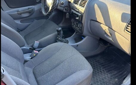 Hyundai Accent II, 2004 год, 400 000 рублей, 4 фотография