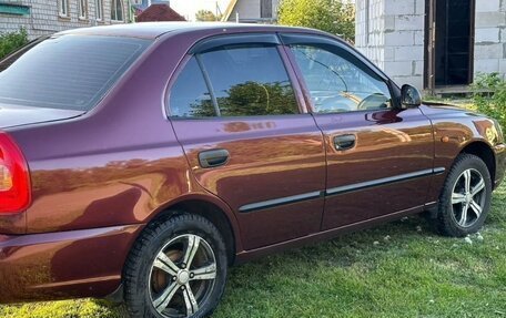 Hyundai Accent II, 2004 год, 400 000 рублей, 2 фотография