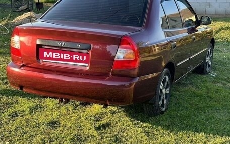 Hyundai Accent II, 2004 год, 400 000 рублей, 3 фотография