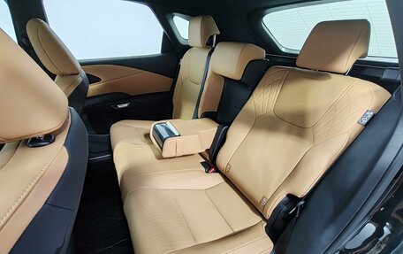 Lexus RX IV рестайлинг, 2025 год, 8 700 000 рублей, 25 фотография