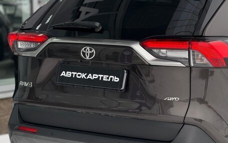 Toyota RAV4, 2020 год, 2 850 000 рублей, 17 фотография