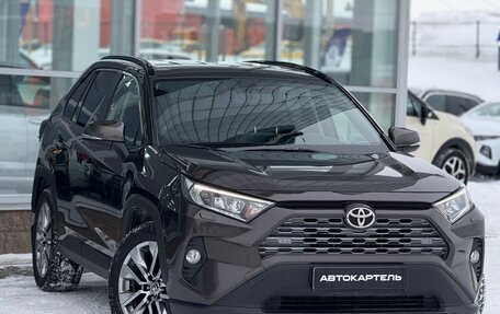 Toyota RAV4, 2020 год, 2 850 000 рублей, 13 фотография