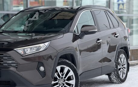 Toyota RAV4, 2020 год, 2 850 000 рублей, 8 фотография