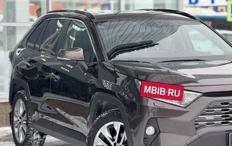 Toyota RAV4, 2020 год, 2 850 000 рублей, 12 фотография