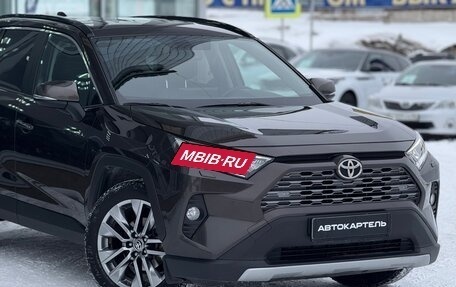 Toyota RAV4, 2020 год, 2 850 000 рублей, 11 фотография