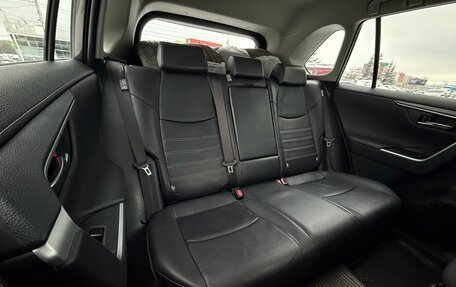 Toyota RAV4, 2020 год, 2 850 000 рублей, 29 фотография