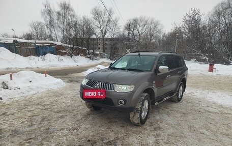 Mitsubishi Pajero Sport II рестайлинг, 2012 год, 1 450 000 рублей, 2 фотография