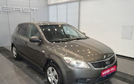 KIA cee'd I рестайлинг, 2012 год, 590 000 рублей, 1 фотография