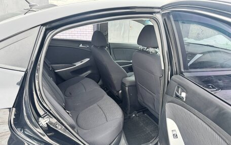 Hyundai Solaris II рестайлинг, 2011 год, 560 000 рублей, 8 фотография