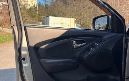 Hyundai ix35 I рестайлинг, 2010 год, 1 050 000 рублей, 21 фотография