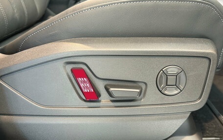 Audi Q5, 2025 год, 9 090 000 рублей, 25 фотография