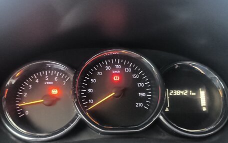 Renault Logan II, 2022 год, 655 000 рублей, 5 фотография