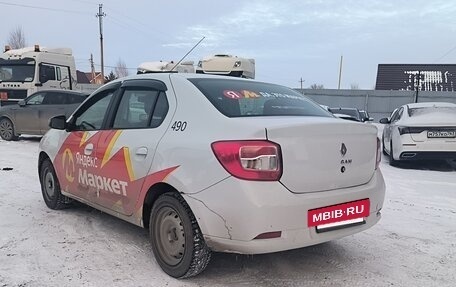 Renault Logan II, 2022 год, 655 000 рублей, 3 фотография