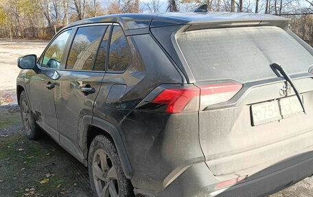 Toyota RAV4, 2022 год, 3 665 000 рублей, 4 фотография