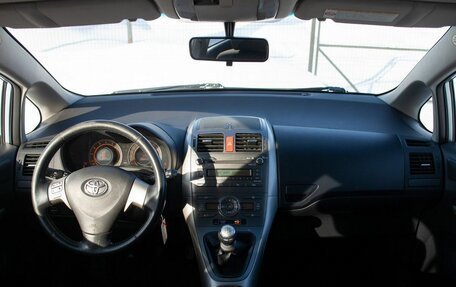 Toyota Auris II, 2007 год, 615 000 рублей, 20 фотография