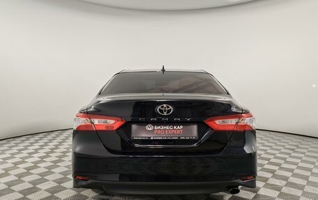 Toyota Camry, 2021 год, 2 729 000 рублей, 6 фотография