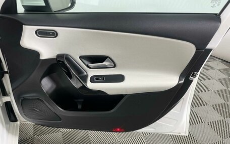 Mercedes-Benz A-Класс, 2018 год, 2 249 000 рублей, 21 фотография