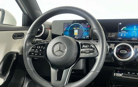 Mercedes-Benz A-Класс, 2018 год, 2 249 000 рублей, 16 фотография