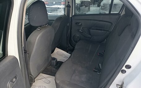 Renault Logan II, 2019 год, 645 000 рублей, 9 фотография