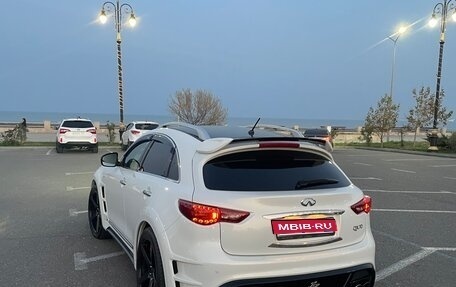 Infiniti QX70, 2013 год, 2 650 000 рублей, 1 фотография