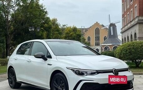 Volkswagen Golf VIII, 2022 год, 2 150 000 рублей, 3 фотография