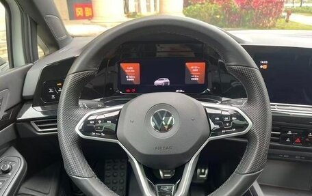 Volkswagen Golf VIII, 2022 год, 2 150 000 рублей, 14 фотография