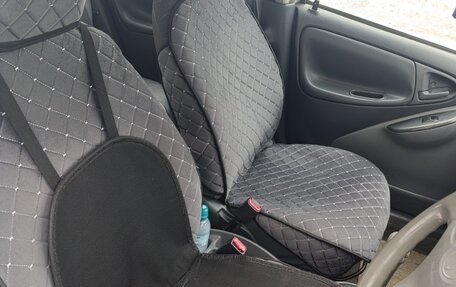 Toyota Vitz, 2001 год, 360 000 рублей, 5 фотография