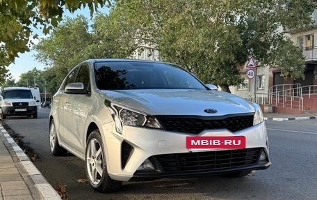 KIA Rio IV, 2020 год, 1 630 000 рублей, 5 фотография