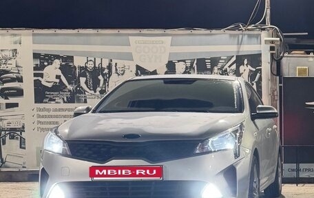 KIA Rio IV, 2020 год, 1 630 000 рублей, 8 фотография