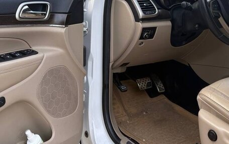 Jeep Grand Cherokee, 2013 год, 2 700 000 рублей, 8 фотография