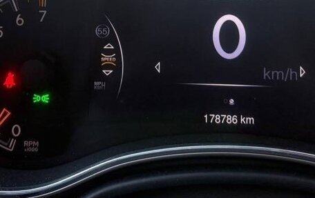 Jeep Grand Cherokee, 2013 год, 2 700 000 рублей, 10 фотография