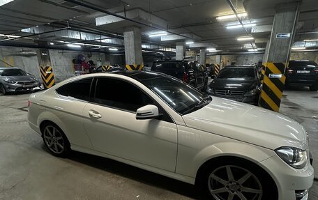 Mercedes-Benz C-Класс, 2011 год, 1 550 000 рублей, 7 фотография