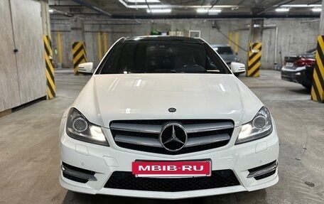 Mercedes-Benz C-Класс, 2011 год, 1 550 000 рублей, 3 фотография