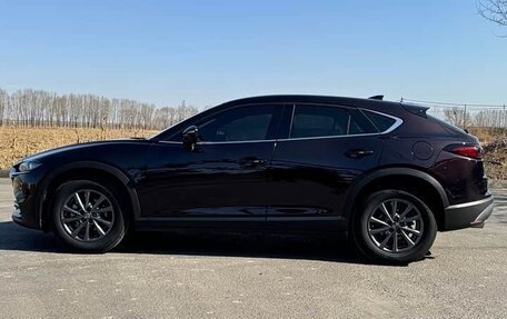 Mazda CX-4, 2021 год, 1 950 000 рублей, 4 фотография