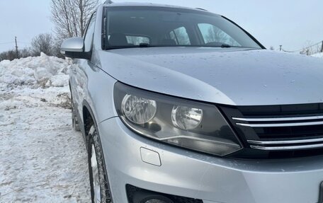 Volkswagen Tiguan I, 2011 год, 1 050 000 рублей, 4 фотография