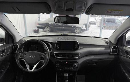 Hyundai Tucson III, 2019 год, 2 225 000 рублей, 10 фотография