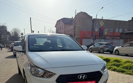 Hyundai Solaris II рестайлинг, 2017 год, 1 450 000 рублей, 2 фотография